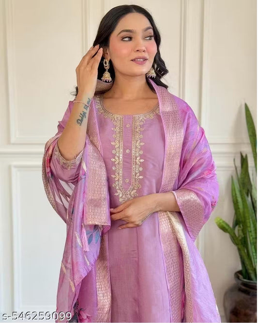 Elegant Lavender Kurti & Pant Set with Organza Dupatta
