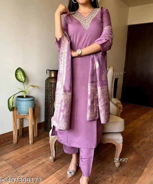 Elegant Mauve Embroidered Kurta Set with Zari Woven Dupatta