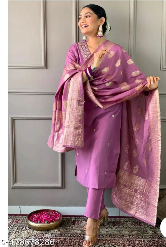 Elegant Mauve Embroidered Kurta Set with Zari Woven Dupatta