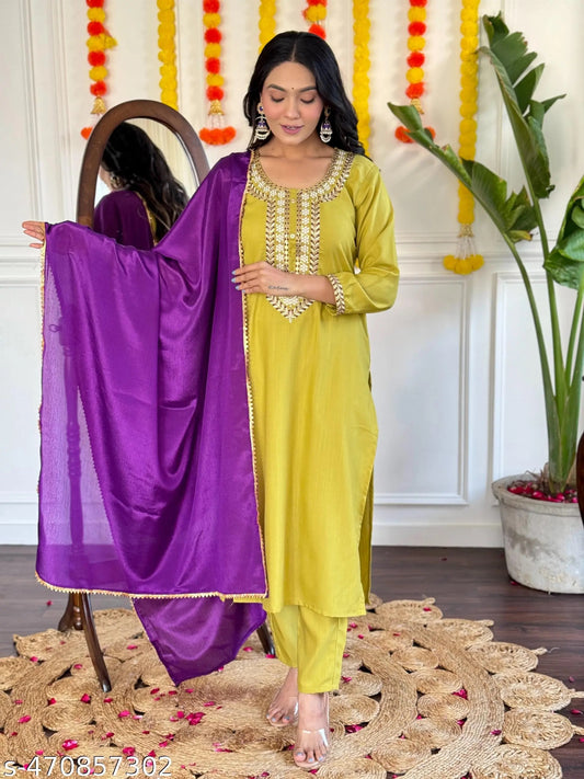 Women’s Dark Yellow Kurta Pant Set with Contrasting Silk Dupatta